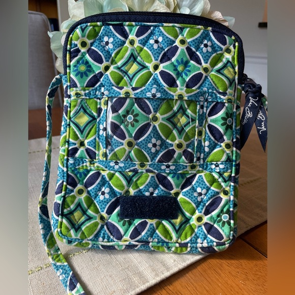 Vera Bradley Daisy Daisy Tote & Hipster Set - Picture 4 of 11